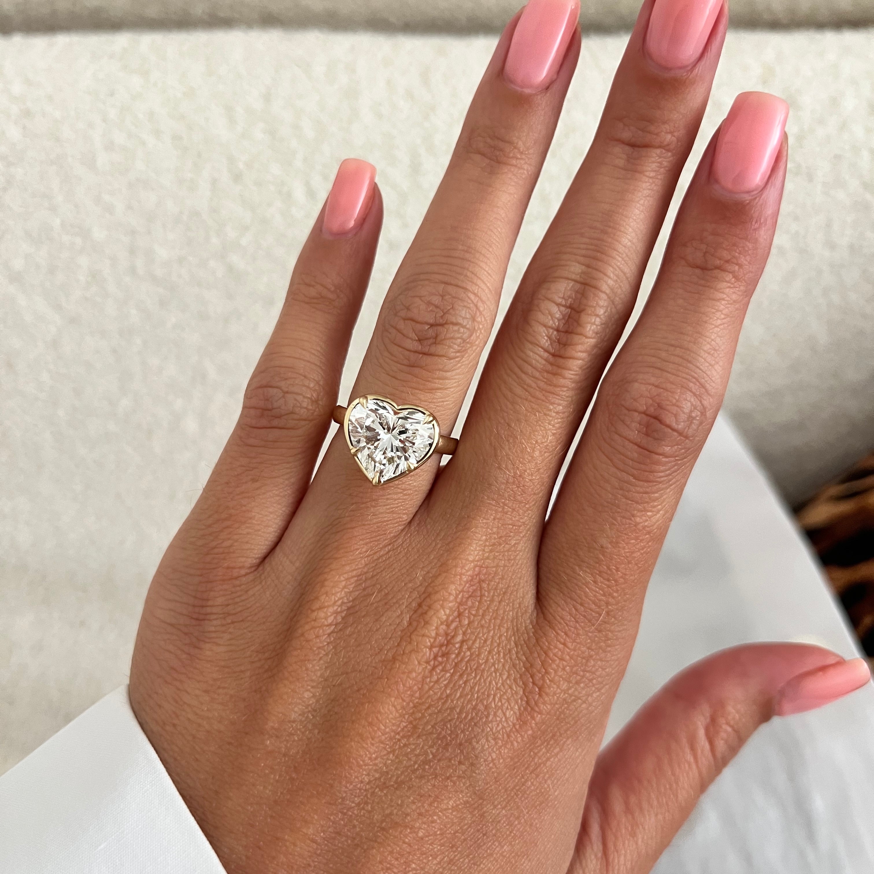 5 carat Radiant cut lab-grown diamond IGI certified, solitaire engagement ring.