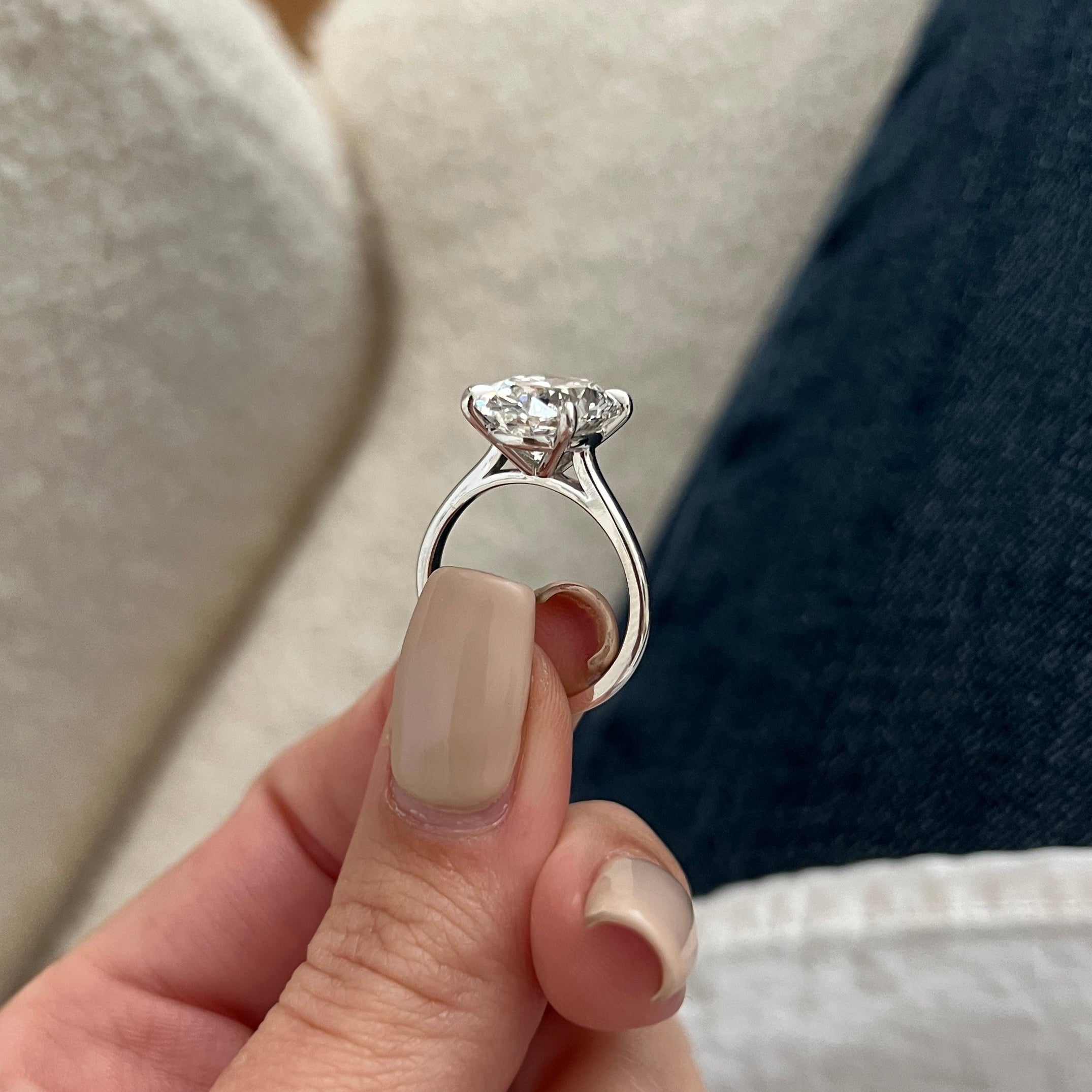 3 carat Oval cut lab-grown diamond IGI certified, engagement ring.