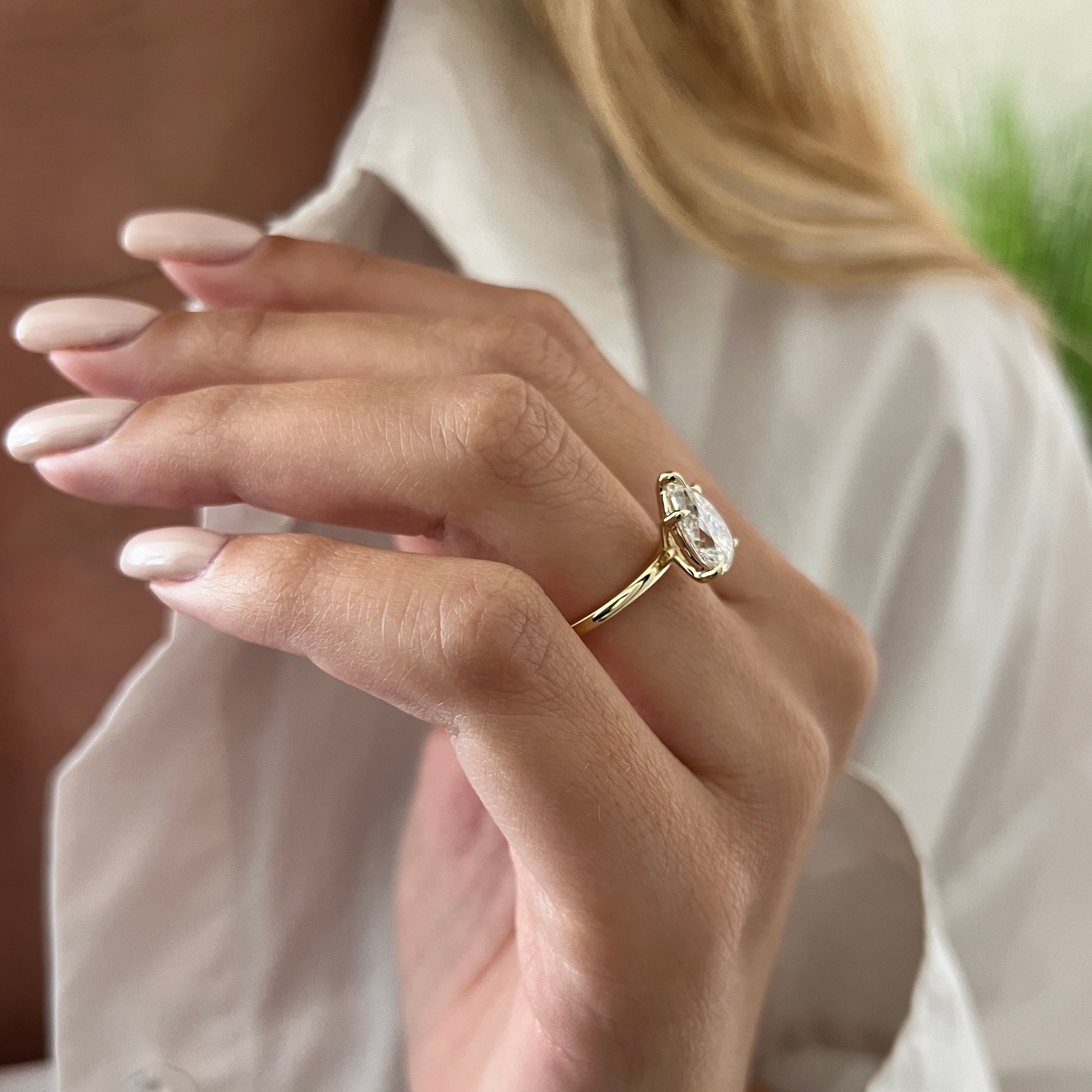 all-groups | 2 carat Pear cut lab-grown diamond IGI certified, solitaire engagement ring.